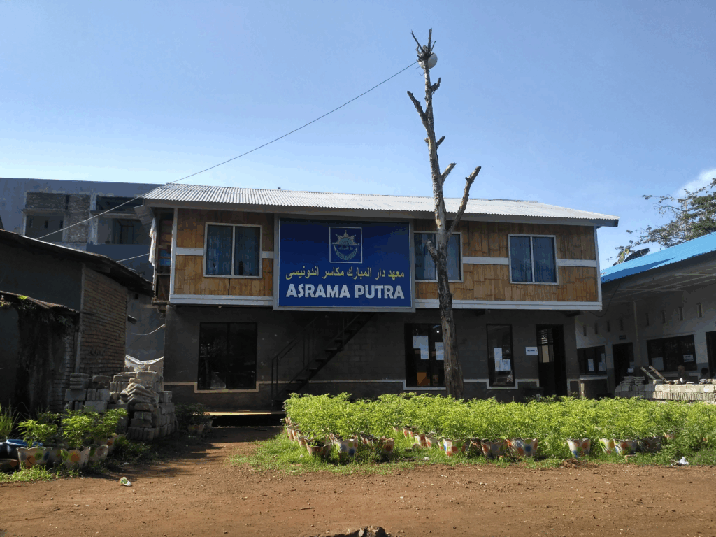 Pondok Pesantren Al Mubarak Sudiang Makassar
