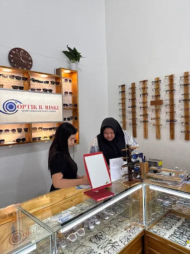 tmpat optik maksar