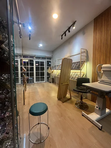 tempat optik makasar